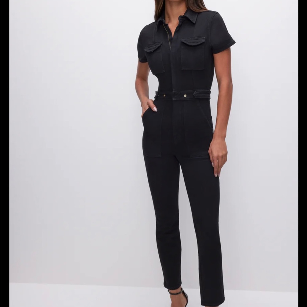 Good American Black Jumpsuit with Fitted Silhouette